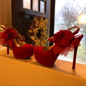 Dark red velvet Heels with flower embellish